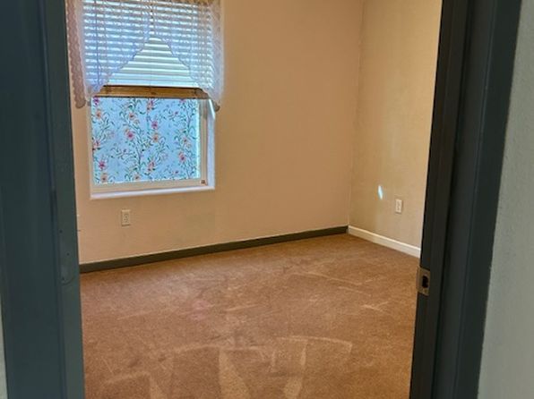 (undisclosed Address)