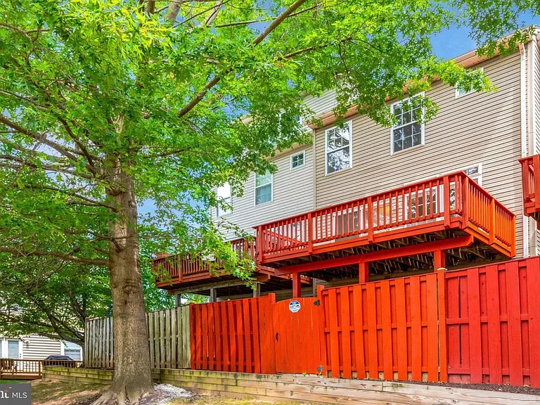 4062 Cressida Pl — Photo 20