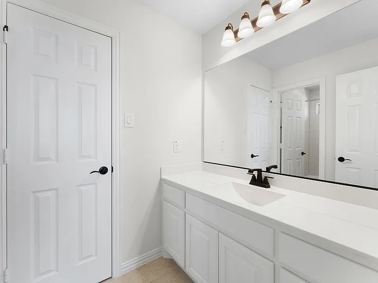 1209 Rogers Pkwy — Photo 33