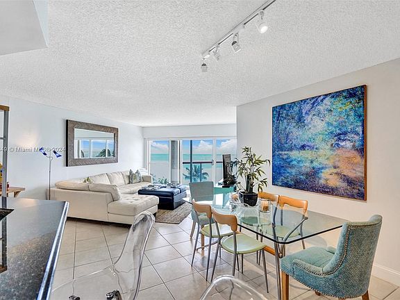 3rd image of 6767 Collins Ave APT 510