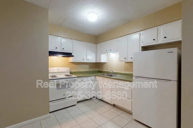 10952 Cherry Hill Ave #4
