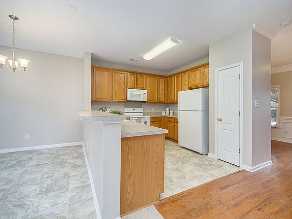 5th image of 10907 Chrudan Dr