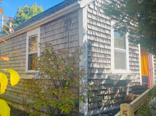5 Franklin St, Rockport, ME 04856
