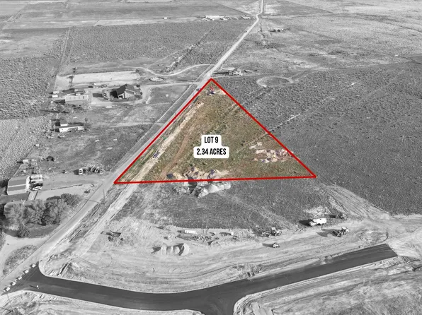 376 Station Rd E #9, Cedar Valley, UT 84013