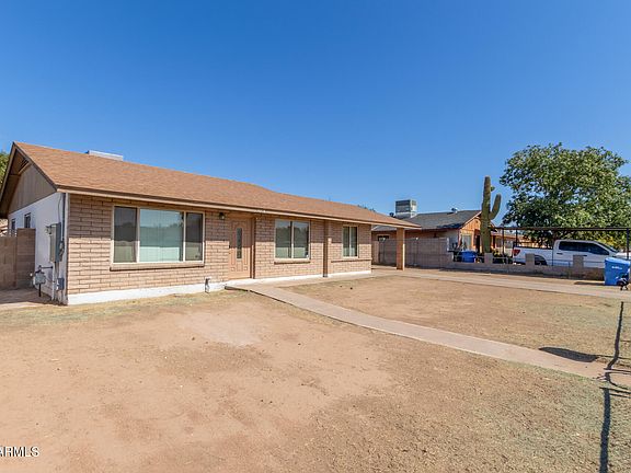 4th image of 8816 W CATALINA Drive