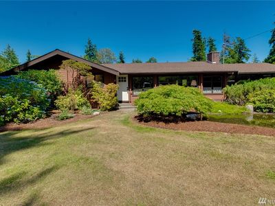 9177 Hemlock Ave NE, Bainbridge Island, WA, 98110