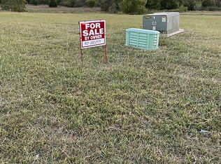 913 Prairie View Rd, Ardmore, OK 73401