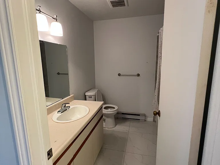 24 Eddy Ave #D — Photo 16