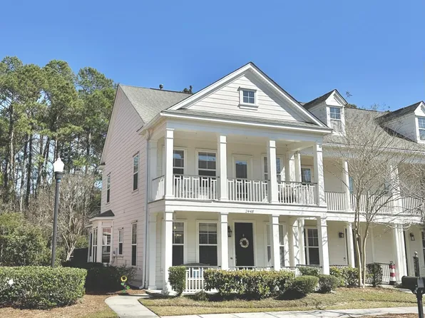 2448 Kings Gate Ln, Mount Pleasant, SC 29466