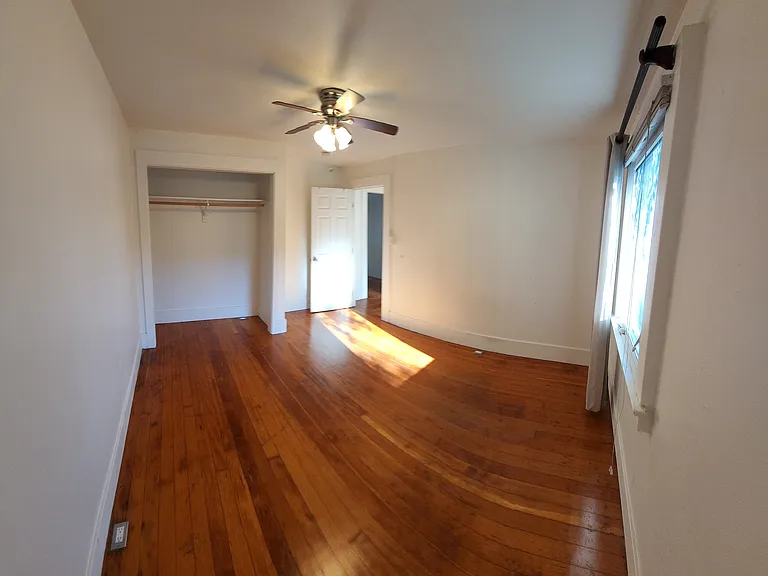 316 E Foothill Blvd — Photo 44