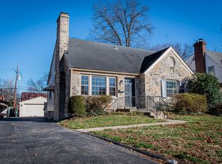 219 Monohan Dr, Saint Matthews, KY 40207