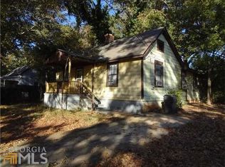 2294 Fernwood Dr, East Pt, GA