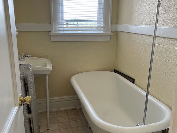 5th image of 1469 Williams St APT 10
