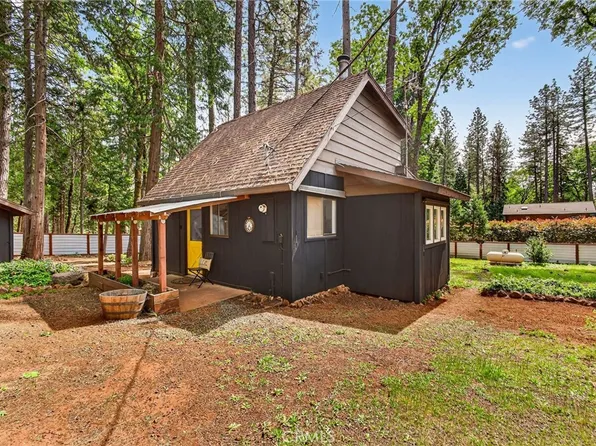 4688 Cody Ln, Forest Ranch, CA 95942