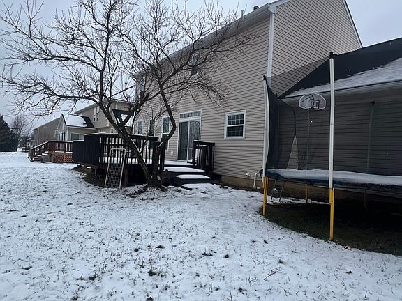3rd image of 654 Brookwood Ct