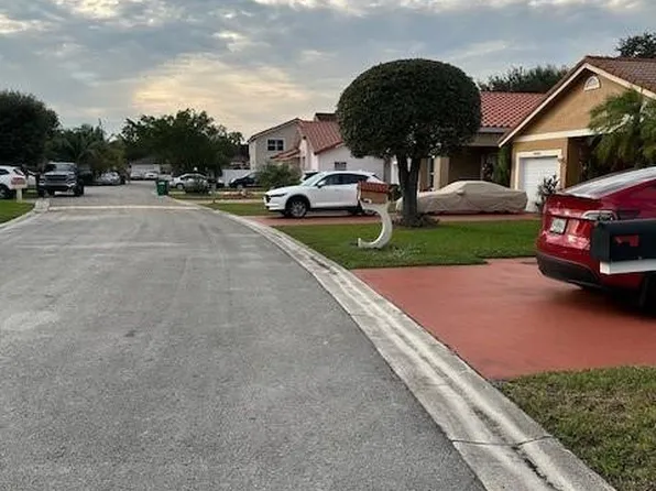 5525 NW 189th Terrace, Miami Gardens, FL 33055