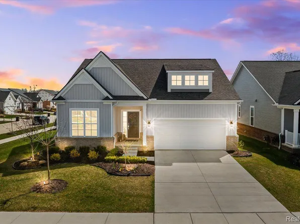 3676 Park Creek Ln, Canton, MI 48188