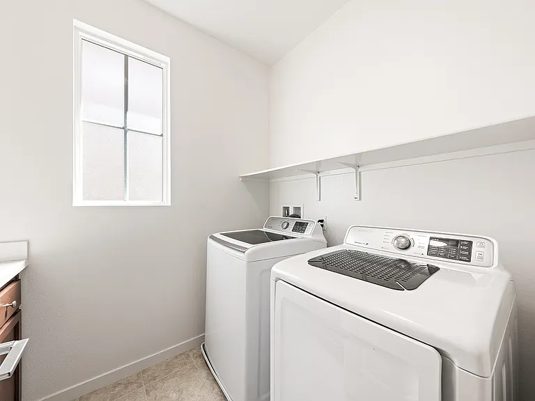 181 Promenade St — Photo 32