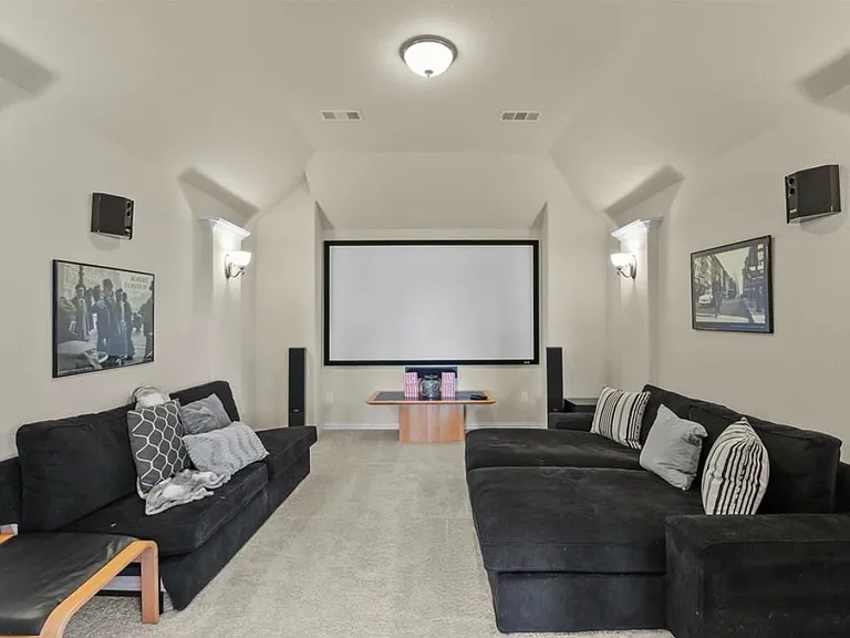 5665 Lightfoot Ln — Photo 25