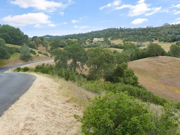 7101 Dragon Point Rd, Shingle Springs, CA 95682