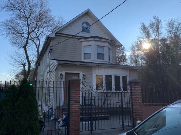 97 Lake Ave, Staten Island, NY 10303