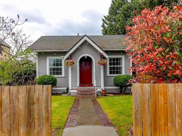 318 D Street SE, Auburn, WA 98002