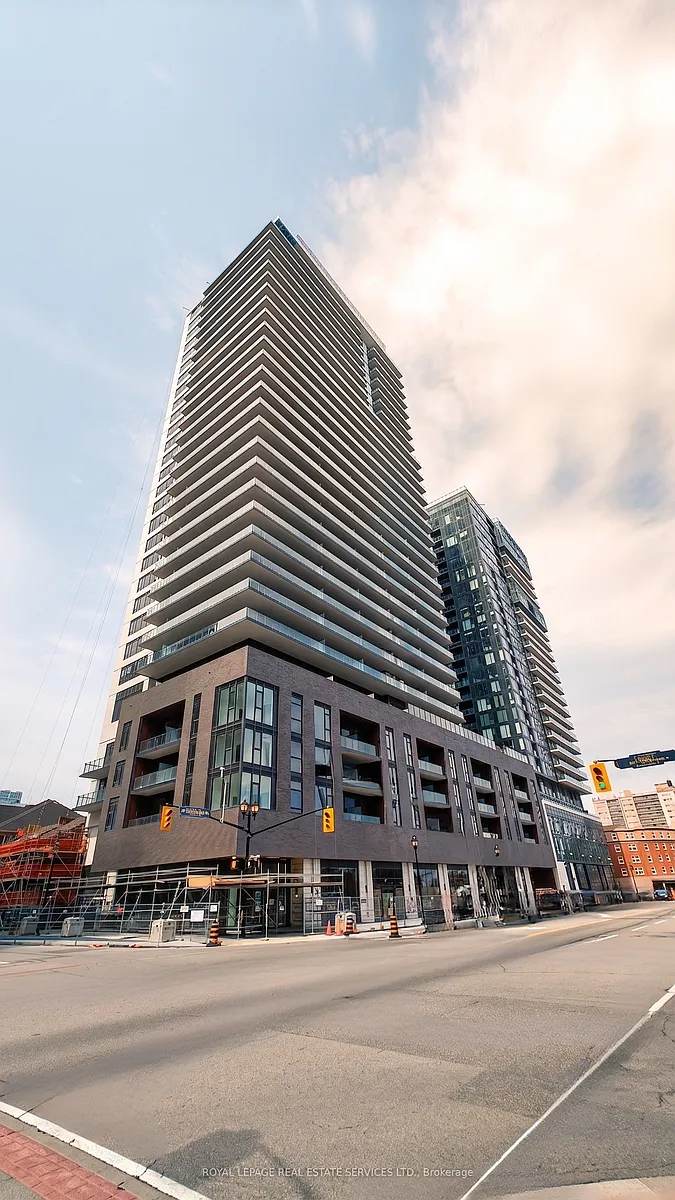 Building Photo - 2075 Lakeshore Rd #411