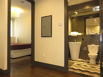 Rented by Rennit Inc.