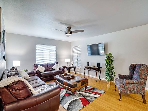 2nd image of 115 Beverly Dr