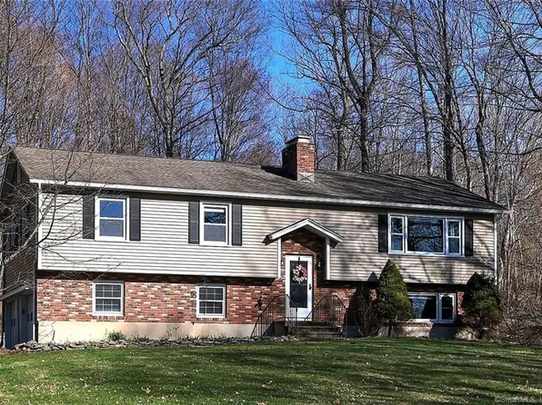 312 Turkey Roost Road, Monroe, CT 06468