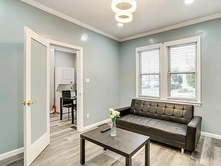 77 Laidlaw Ave #3 — Photo 17