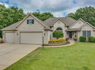 50840 Bromley Dr, Granger, IN 46530