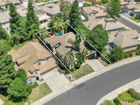 3rd image of 9445 Loire Valley Way
