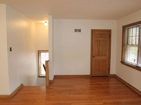 3rd image of 7121 Tulane Ave Floor 2