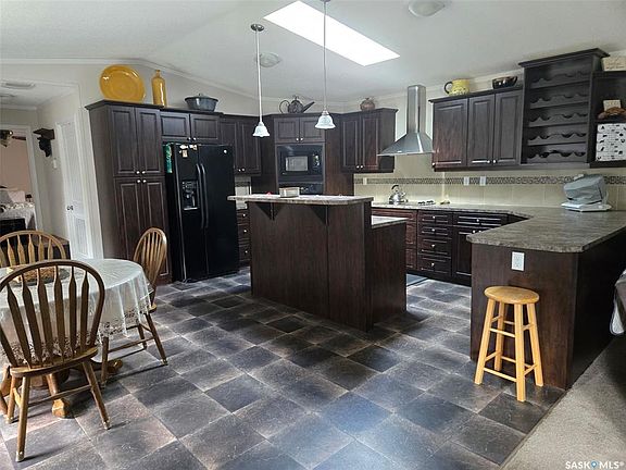 4th image of 29 Sunrise ESTATES