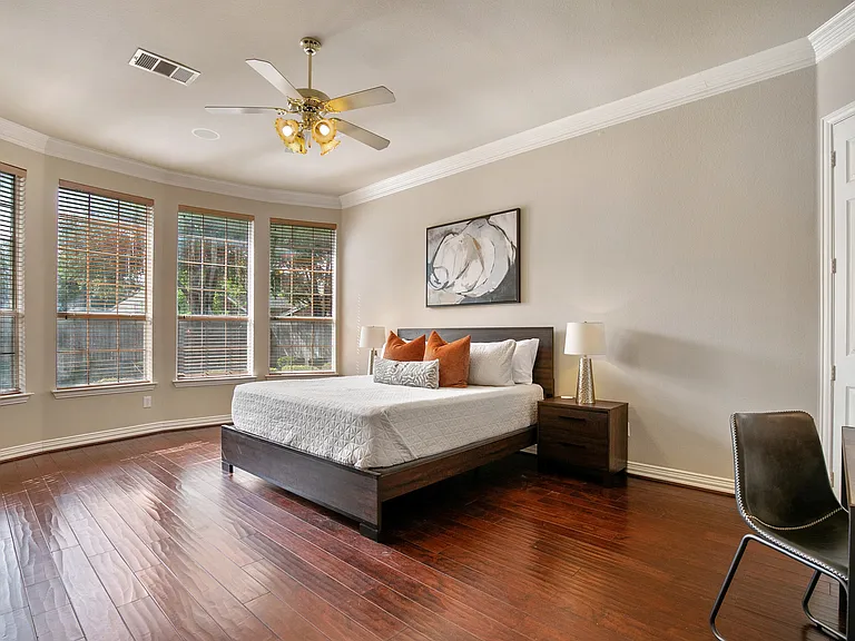 7912 Caribia Ct — Photo 15