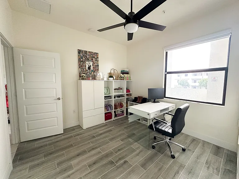 8055 NW 104th Ave #23 — Photo 29