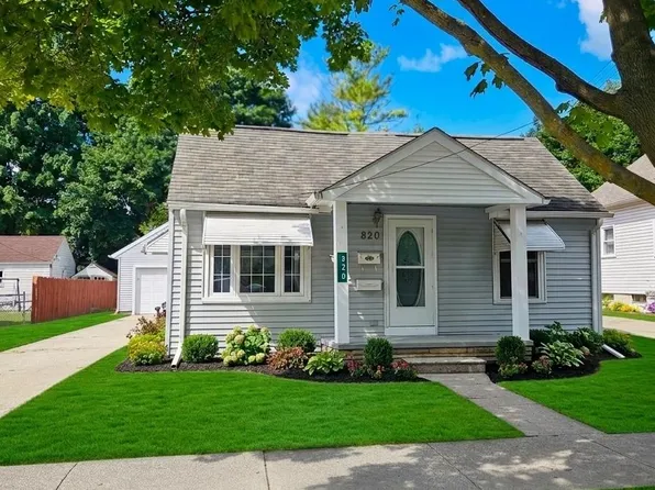 820 Michigan Ave, Bay City, MI 48708