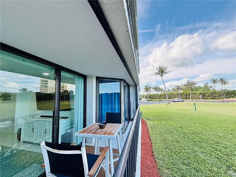8800 S Ocean Dr #102 — Photo 39