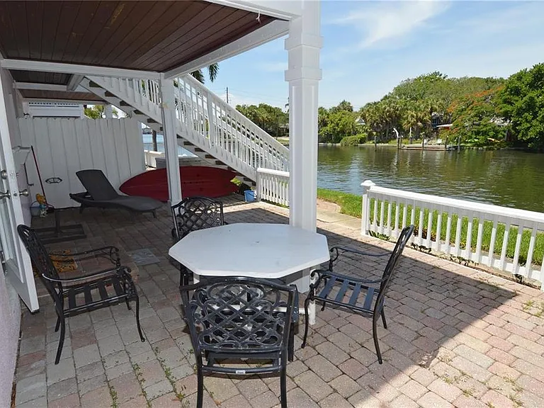 3873 Pompano Dr SE #B — Photo 45