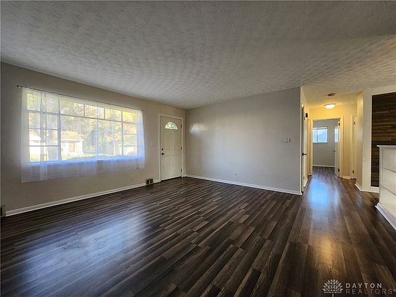 2nd image of 2219 Fairport Ave