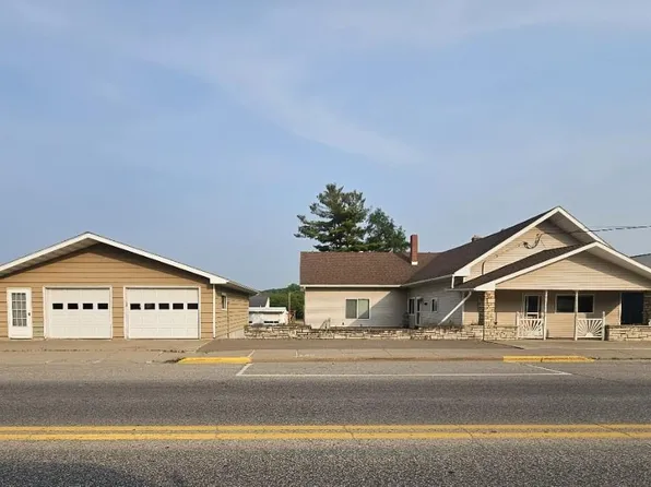 1004 Water Avenue, Hillsboro, WI 54634