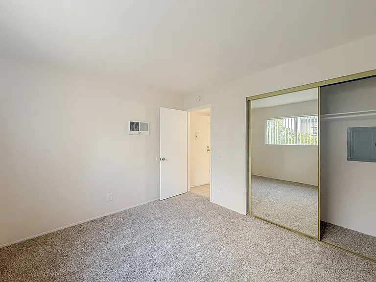 8850 Olive Ln #26 — Photo 12