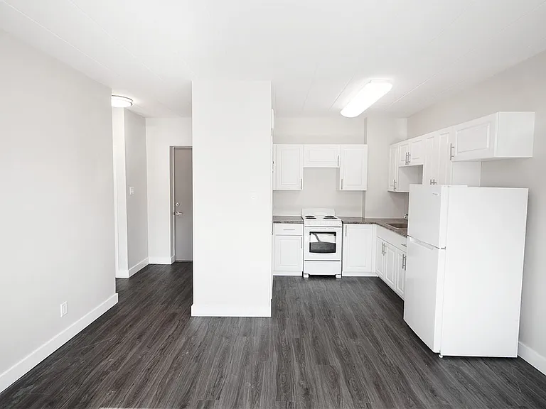 2075 Portage Ave #102 — Photo 22