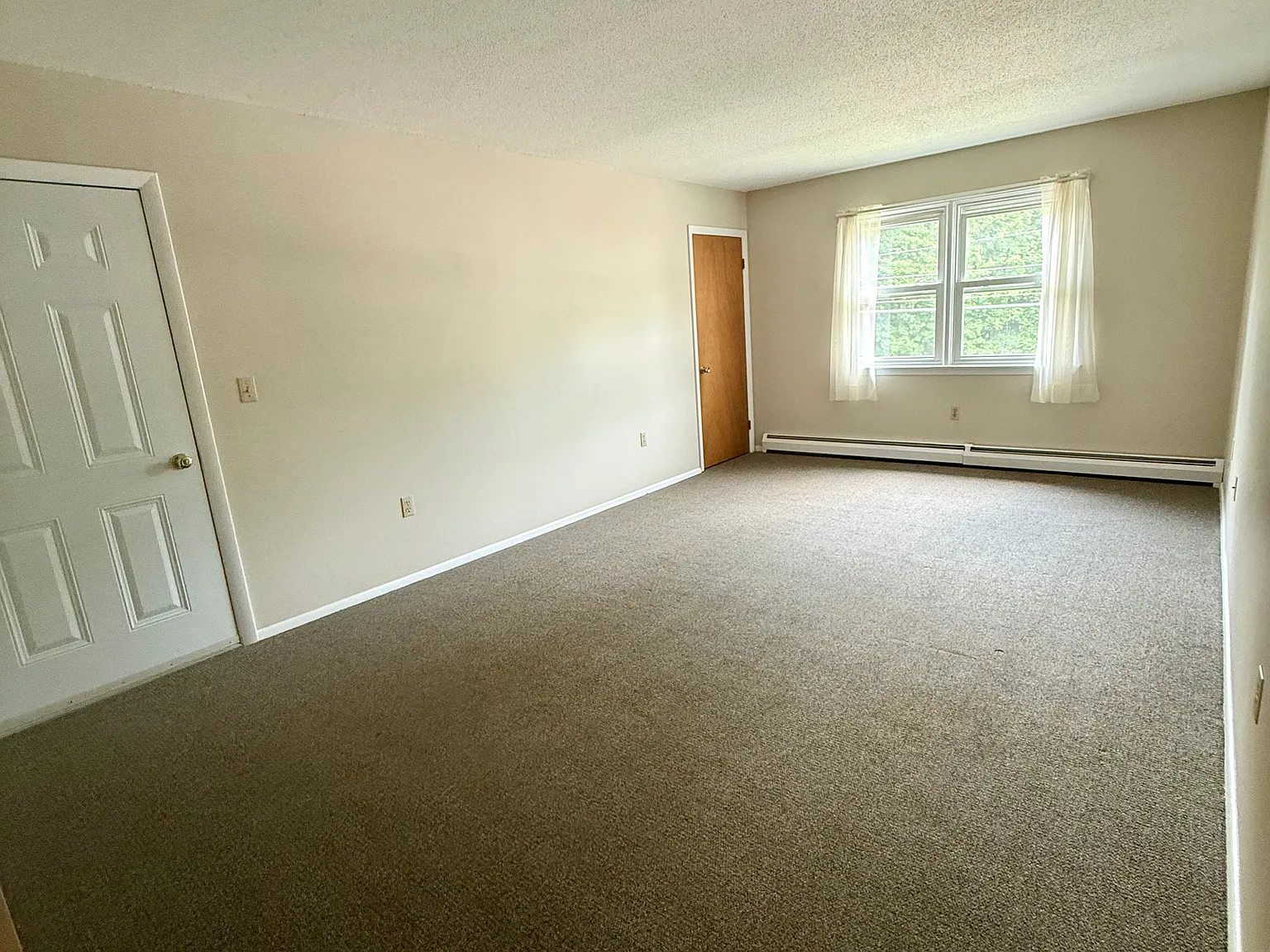 2 bed, $1,750 — Photo 4