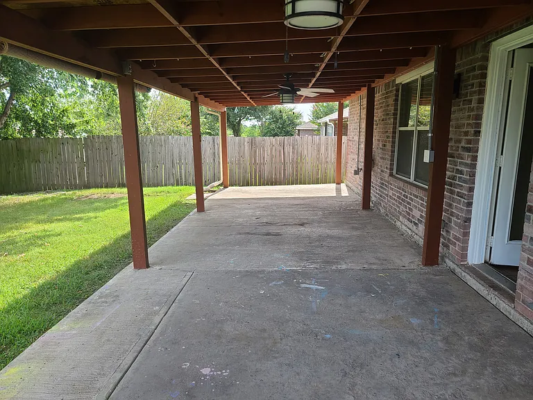 305 Lake Wichita Dr — Photo 36