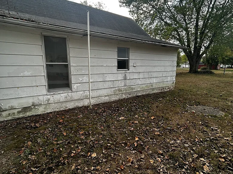 106 Locust St — Photo 38
