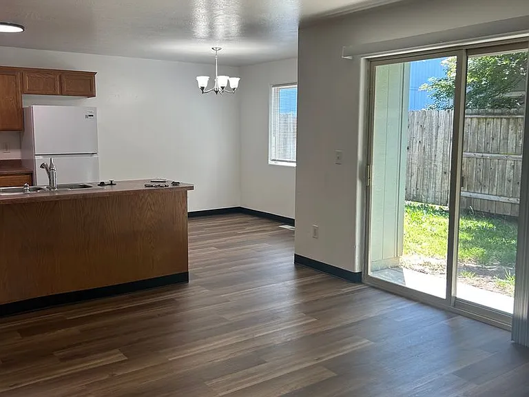 2162 Crater Lake Ave #A-D — Photo 6