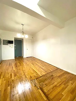 Rented by Bedford And Dean LLC | media 29