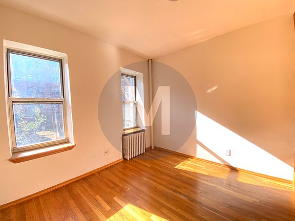 3rd image of 157 E 99th St #4B1